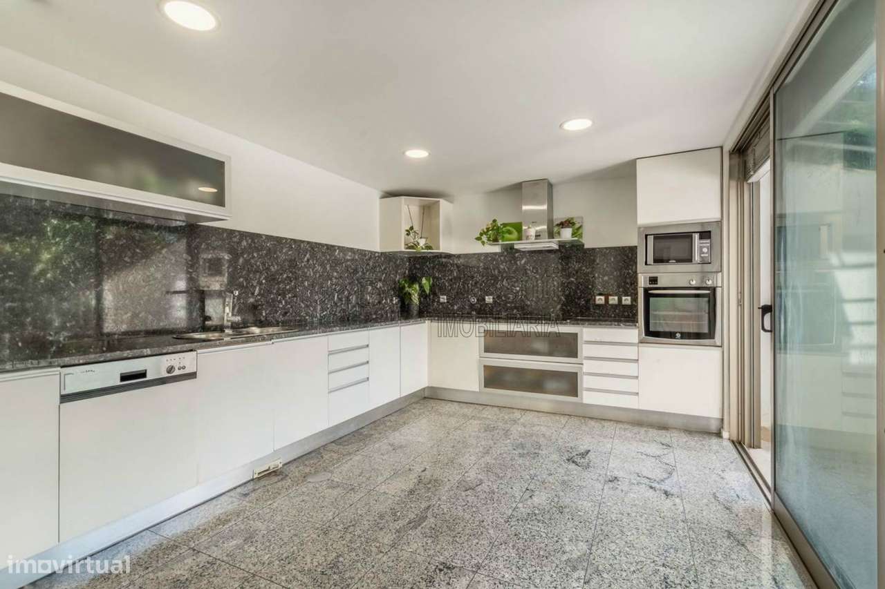 Encante-se com esta moradia de sonho em Guimarães - Grande imagem: 5/22