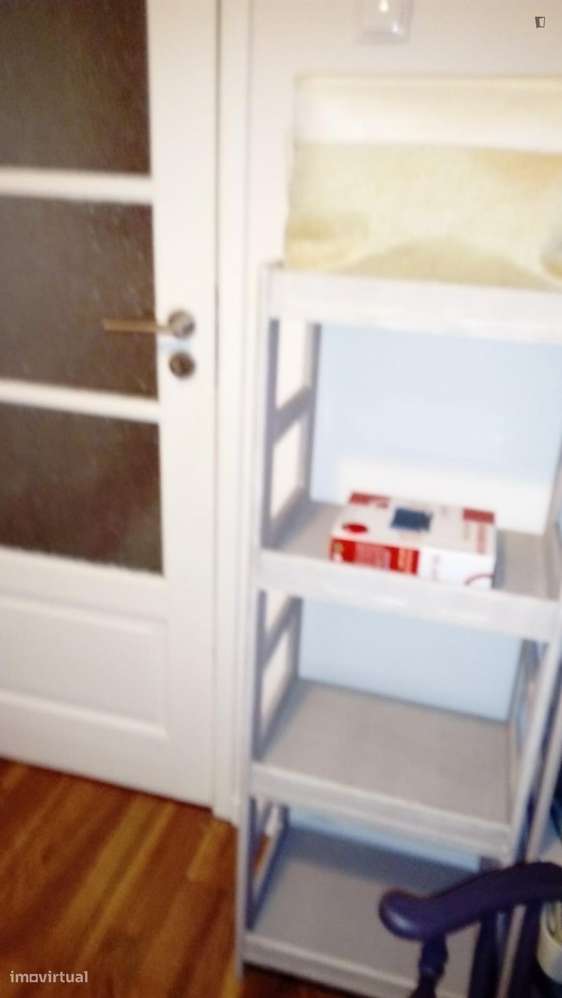 Quarto - localizado em Alameda Lisbon - Grande imagem: 4/10