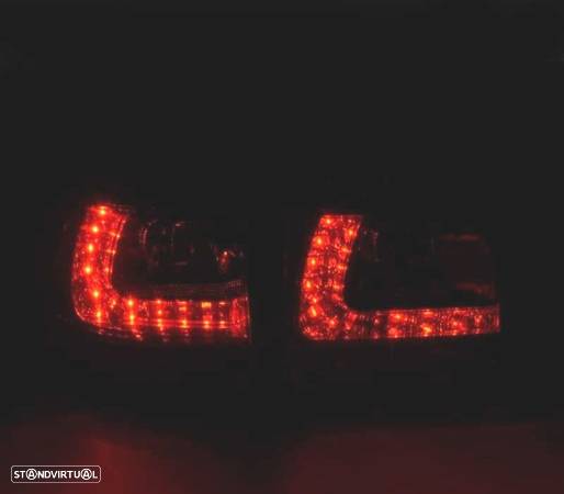 FAROLINS TRASEIROS LED PARA VOLKSWAGEN VW TOUAREG 02-10 VERMELHO BRANCO - 2