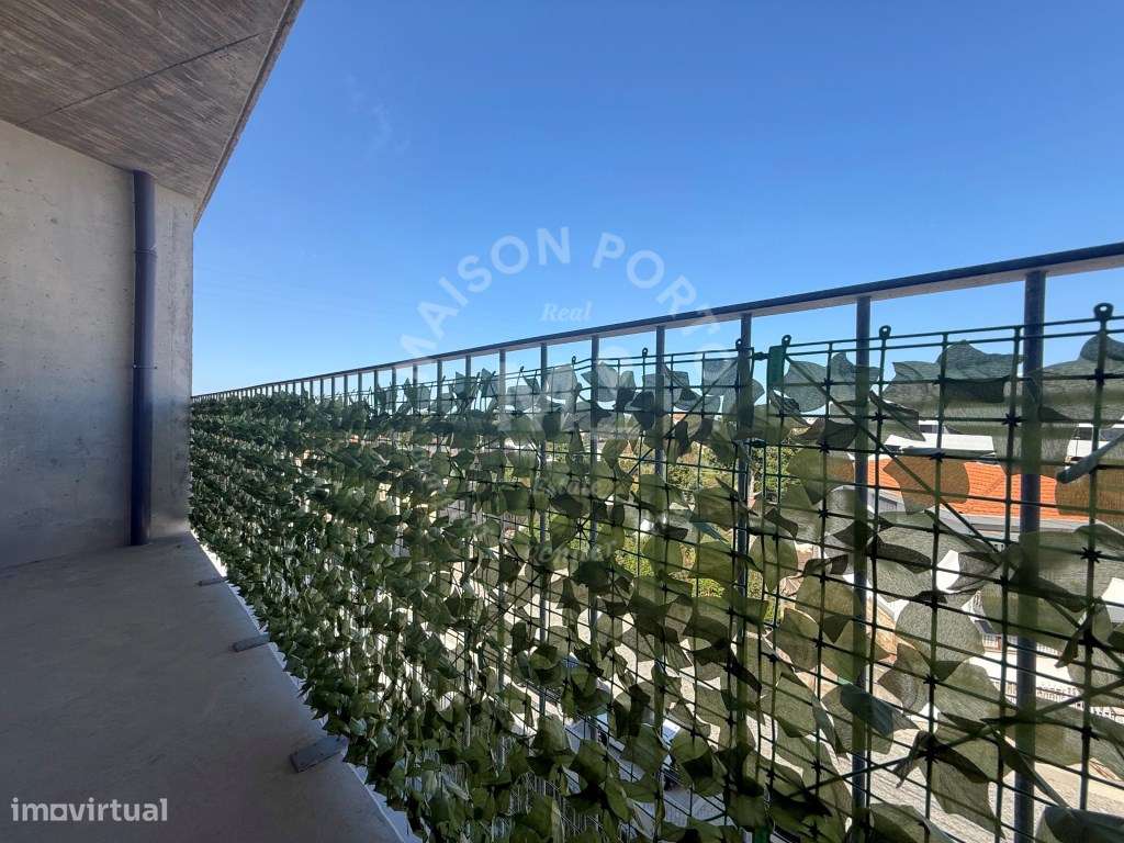 Apartamento T1 com Varanda, Vista Mar e Lugar de Estacionamento em ...-24