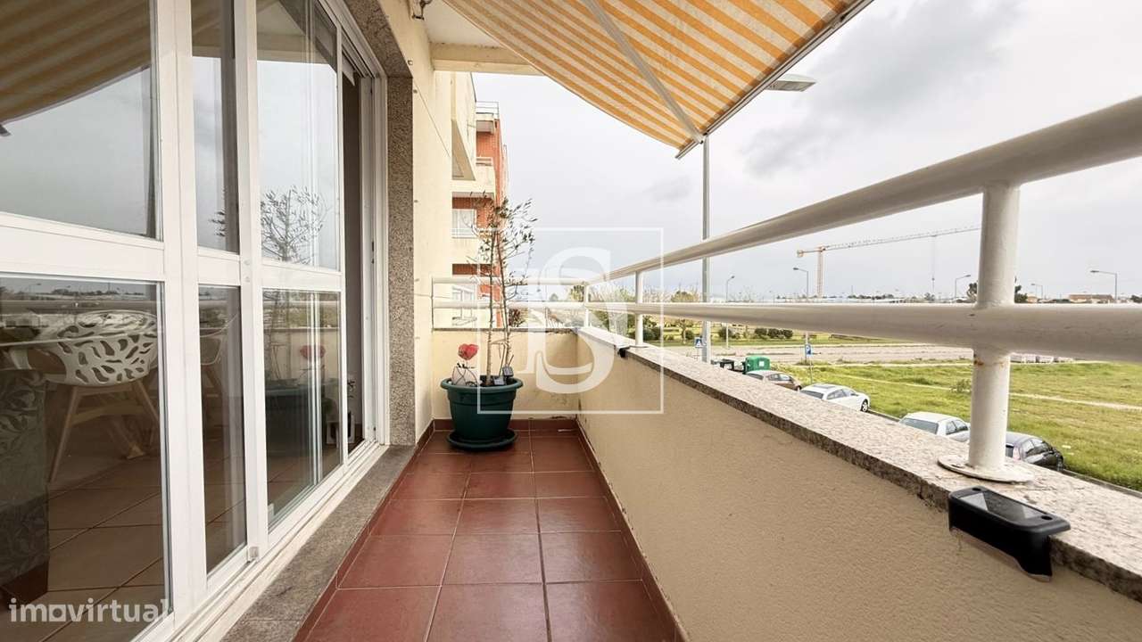 Apartamento T3 Renovado com Parqueamento em Alhos Vedros-5