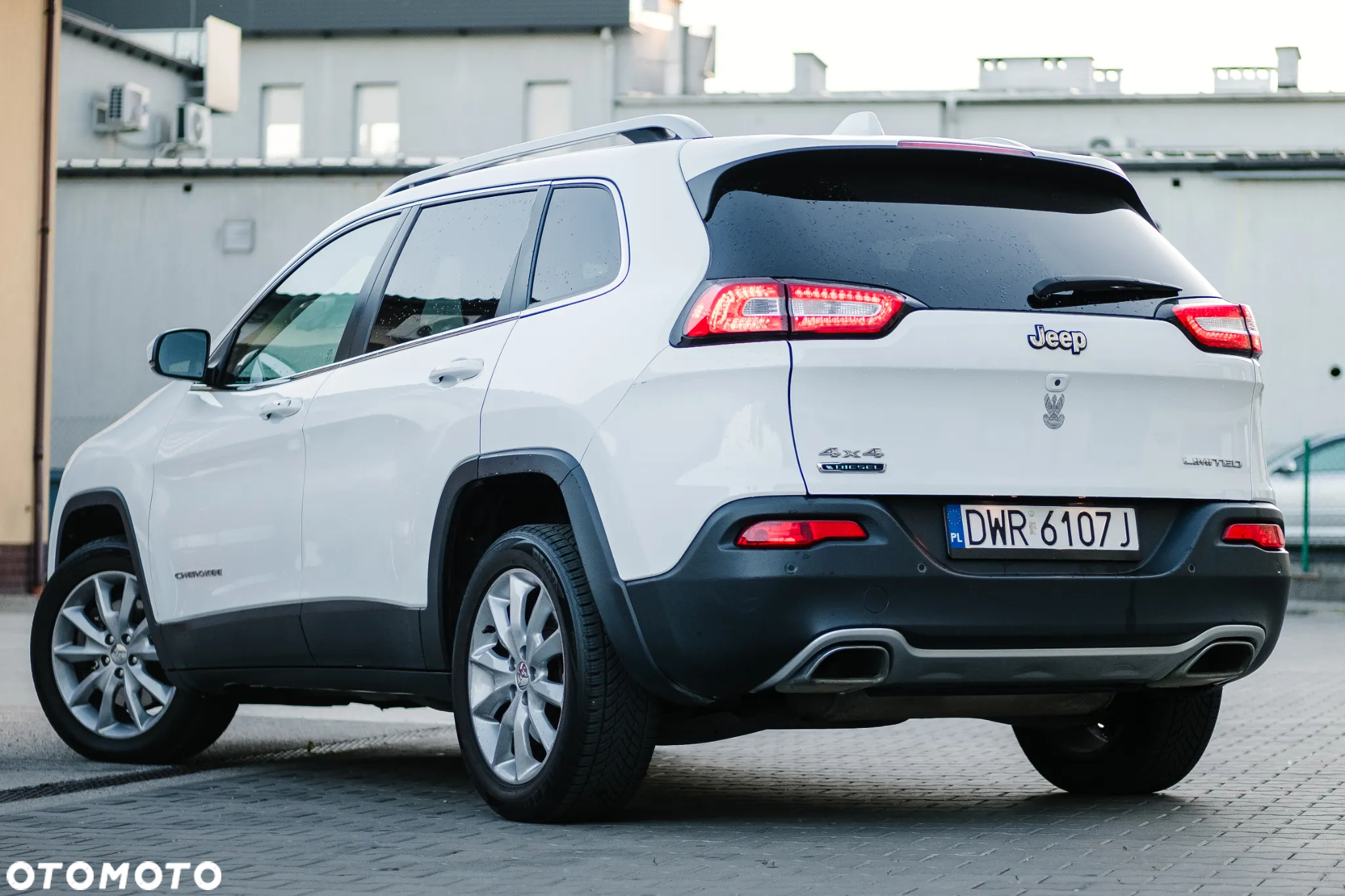 Jeep Cherokee - 5