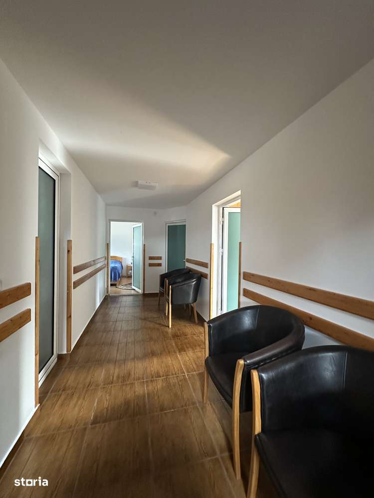 Agentia imobiliara VIGAFON vinde pensiune-casa de vacanta Predeal-8