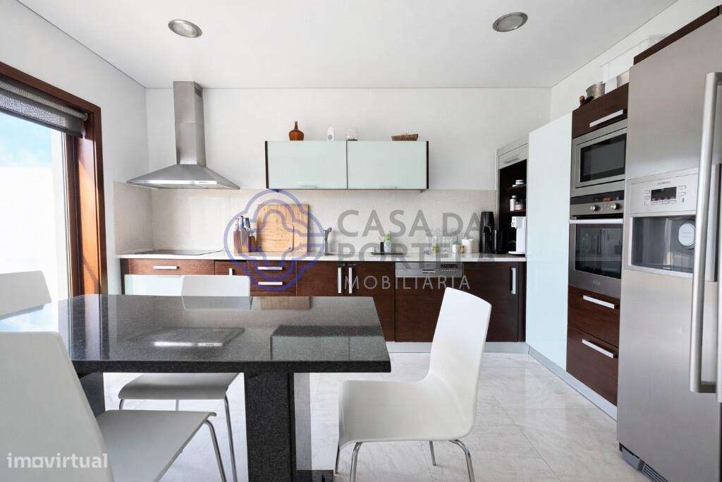 Moradia T3 Águas Santas, Maia - Grande imagem: 2/23