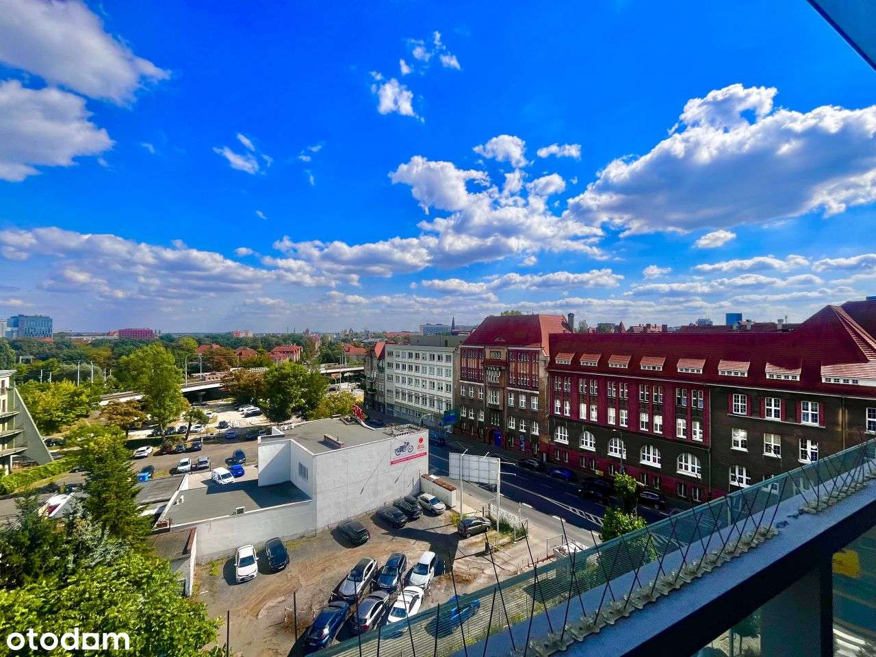 Doskonała inwestycja 2 pokoje i kuchnia, ogromna loggia CENTRUM MIASTA