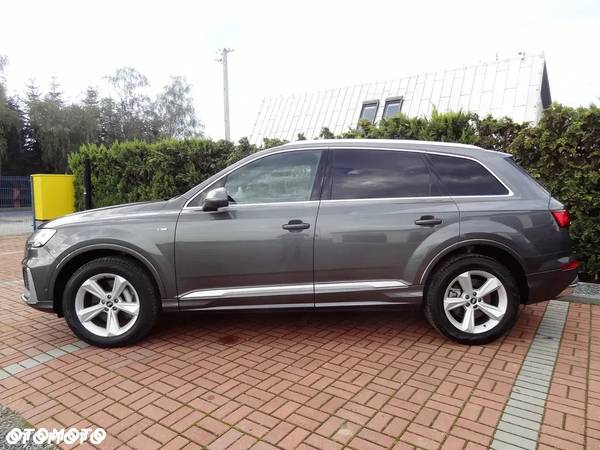 Audi Q7 - 7