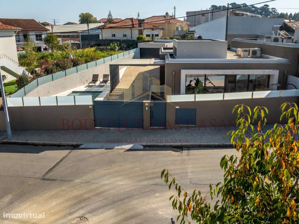 Moradia Térrea T3 com Piscina, vendida mobilada, em frente ao Parqu...-33