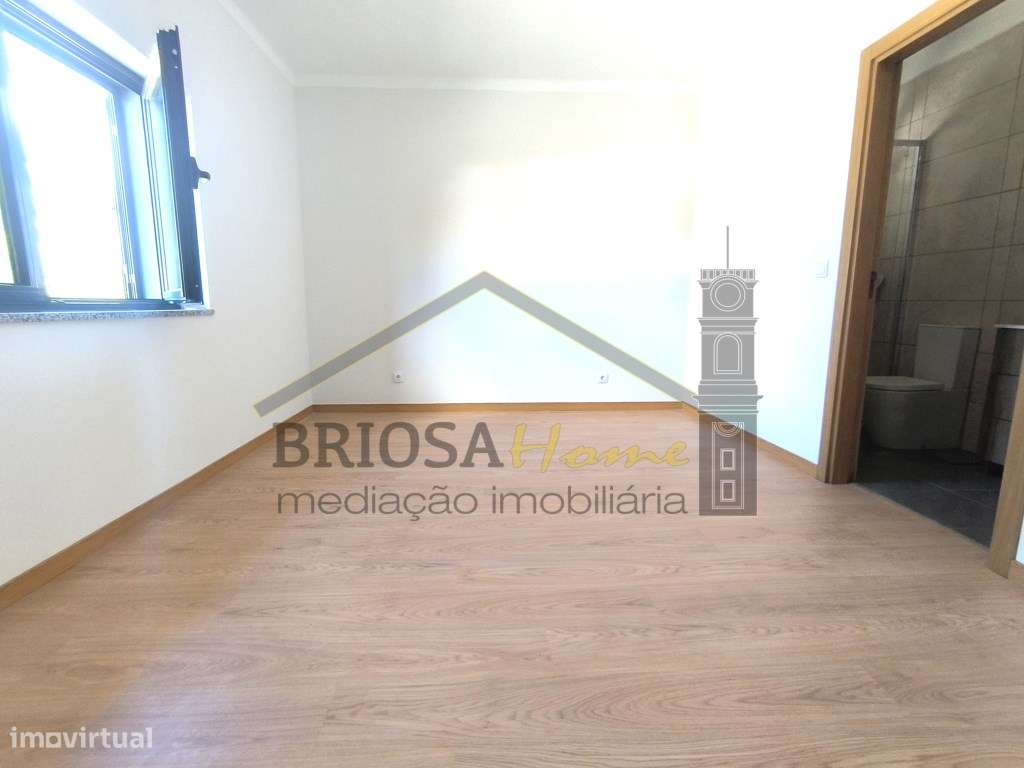 Moradia T3 em Vila Nova de Poiares-39