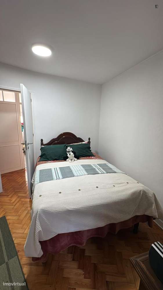 Quarto - localizado em Olivais Lisbon - Grande imagem: 4/8