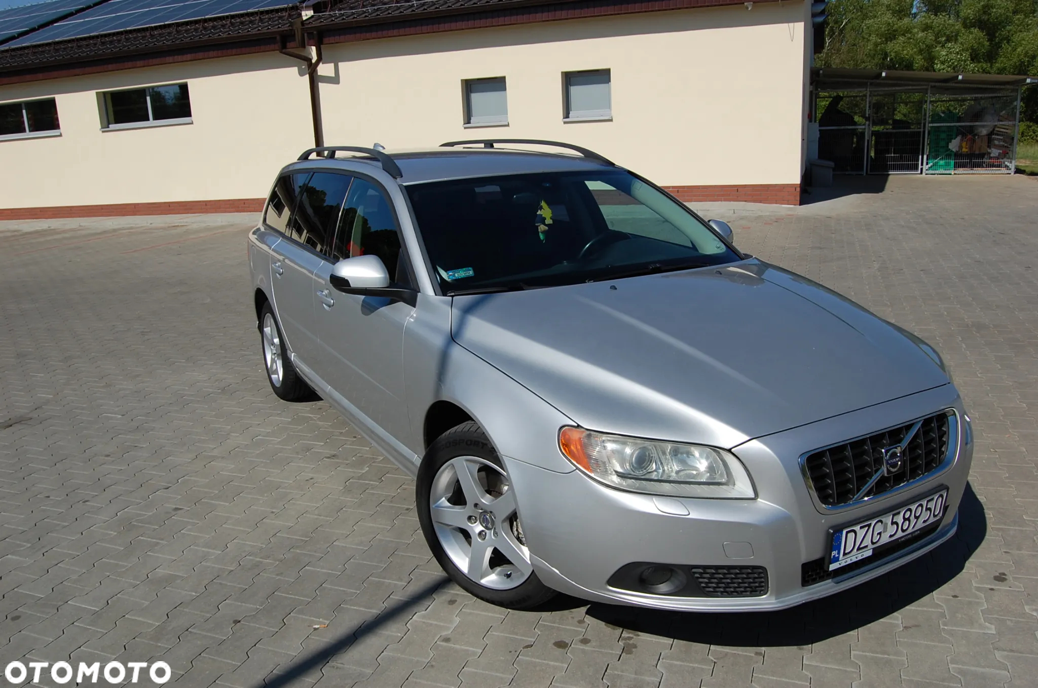 Volvo V70 2.5T Momentum - 3