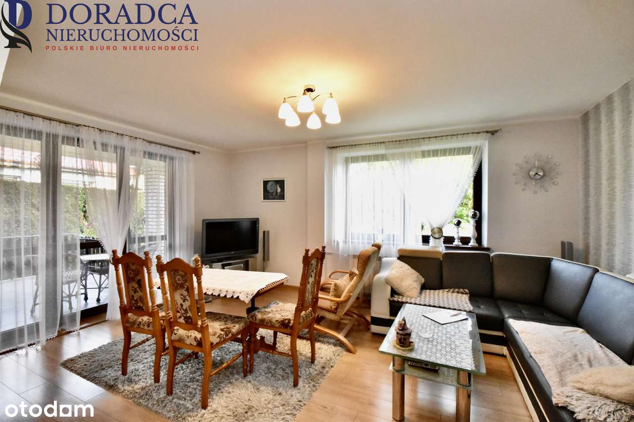 Ładny gotowy dom wraz z piekną dziąłką-5