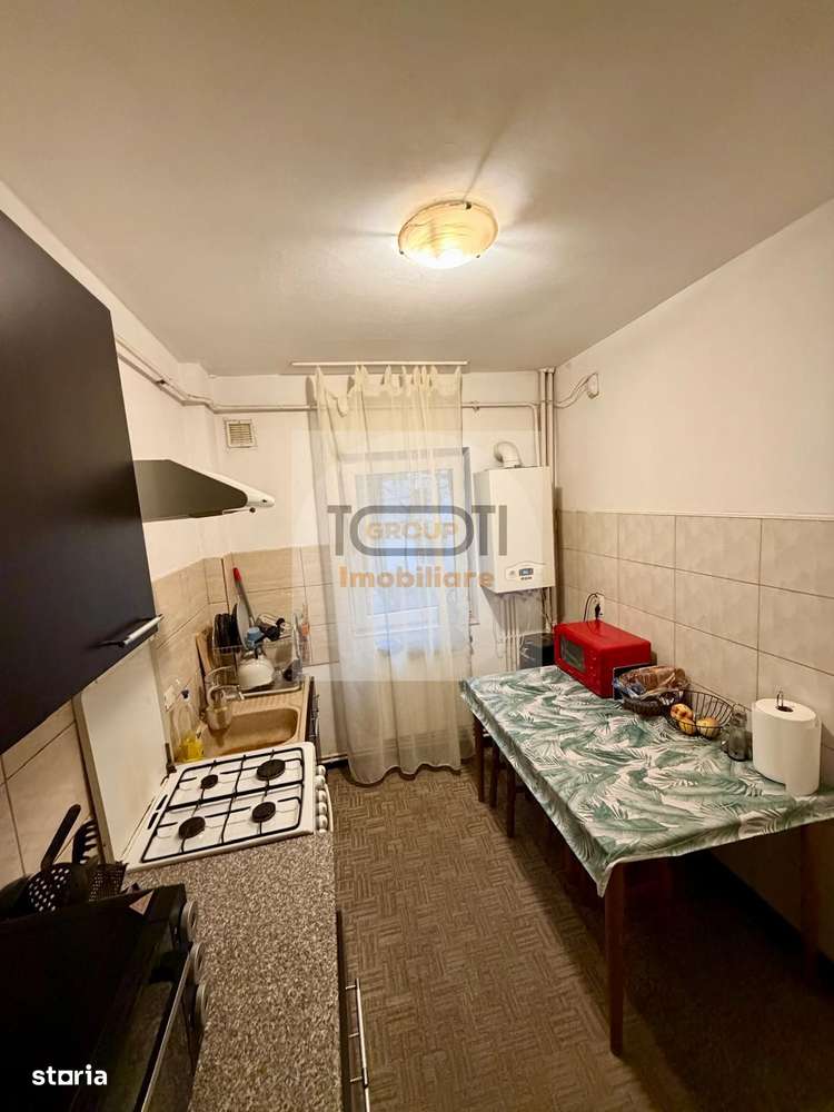 Apartament de vânzare în zona NICOLINA, decomandat cu 2 camere-7
