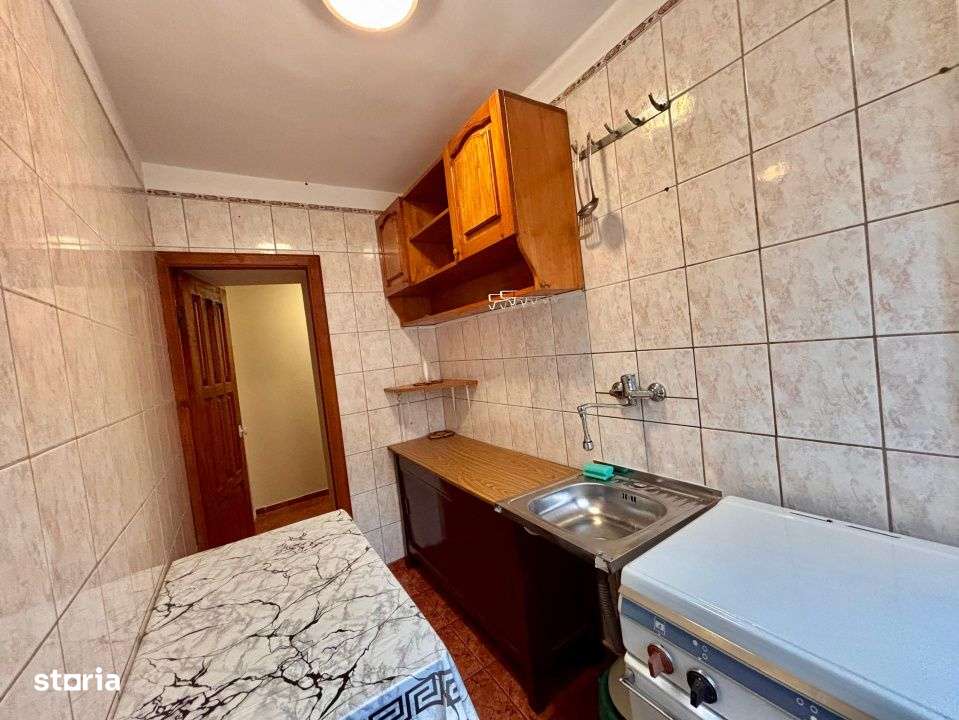 Apartament pentru inchiriat, 2 Camere, Etaj 1 - Craiovita Noua - Imagine principală: 4/7