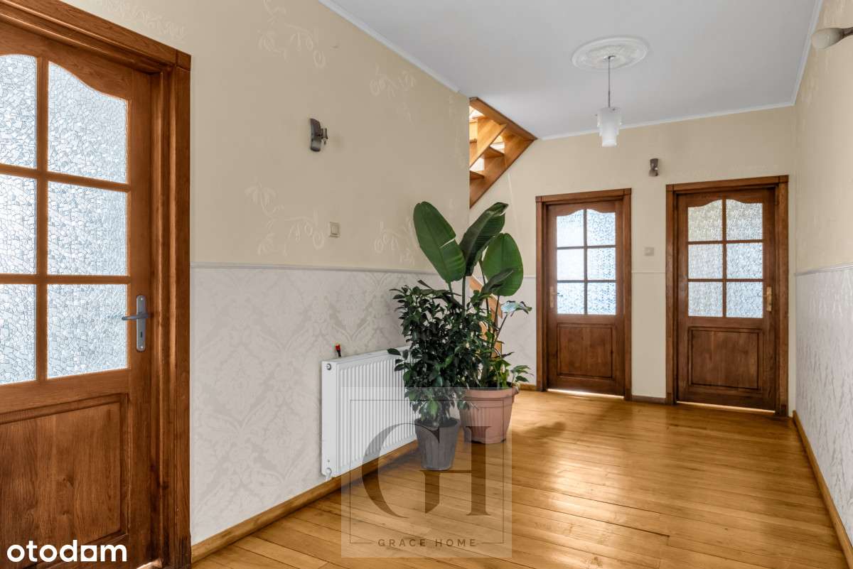 Dom rodzinny z dużym potencjałem inwestycyjnym.-15