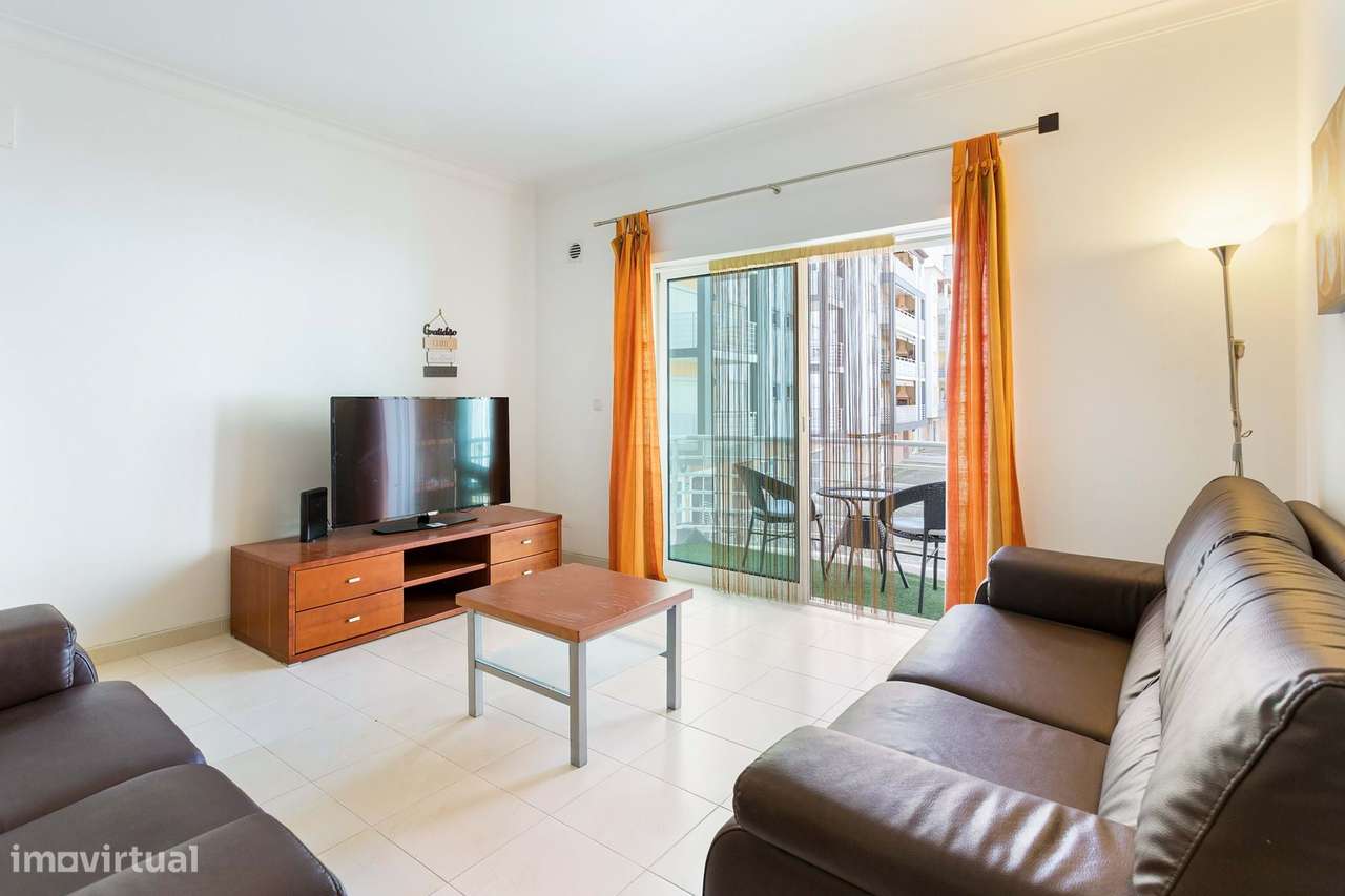 Apartamento T2 em Armação de Pera totalmente mobiliado e equipado a 50 - Grande imagem: 3/22