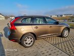 Volvo XC 60 D5 AWD Momentum - 30