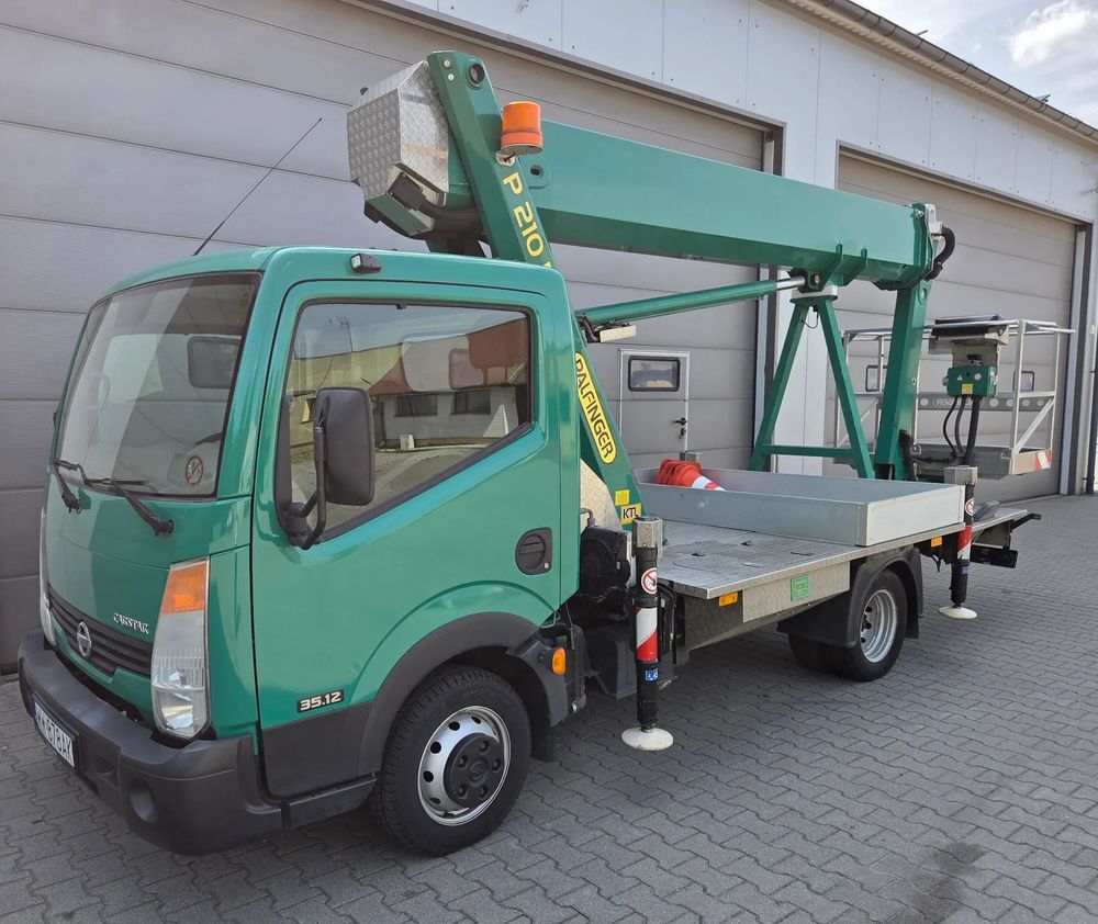 Nissan Cabstar 2012