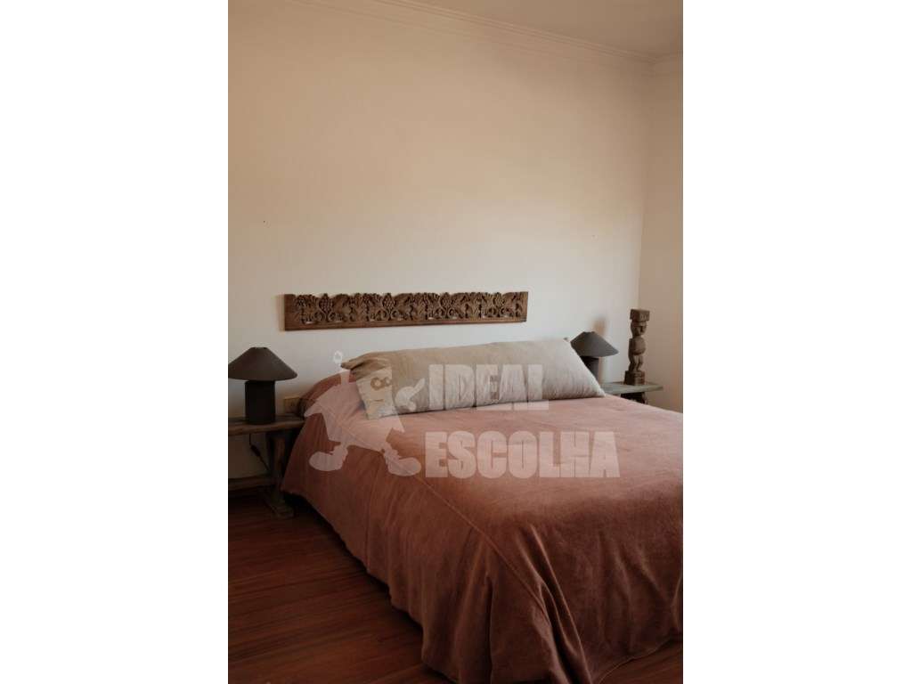 EXCELENTE MORADIA -850.000 €
 MUITO PERTO DAS PRAIAS ...
 BELVERD...-28