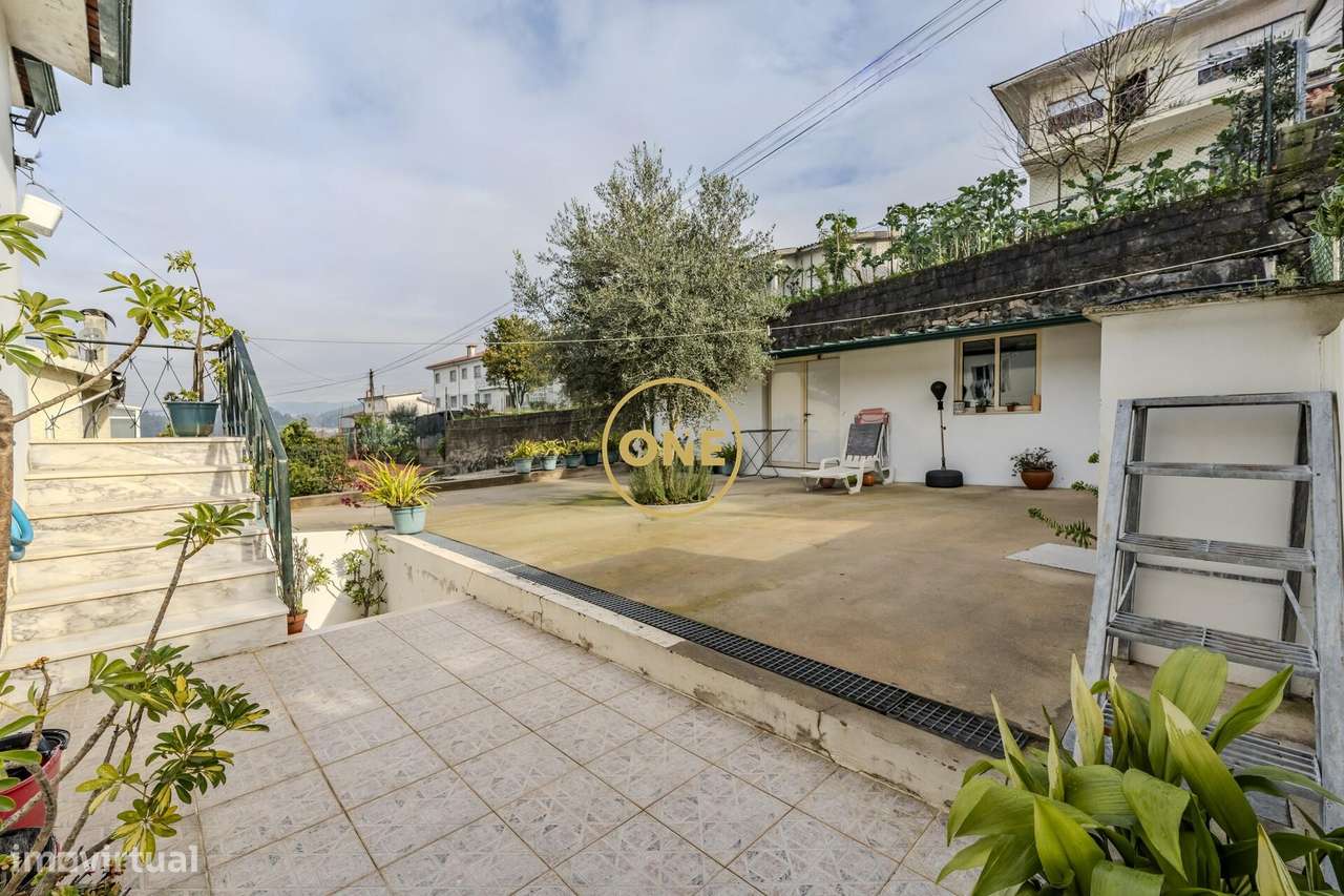 Moradia T1+ T3 em Vale S. Martinho - V.N. Famalicão-28