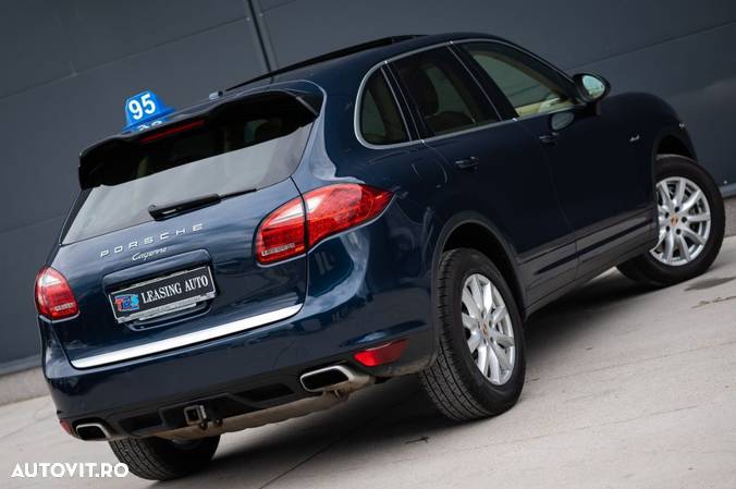 Porsche Cayenne Diesel Tiptronic S - 6