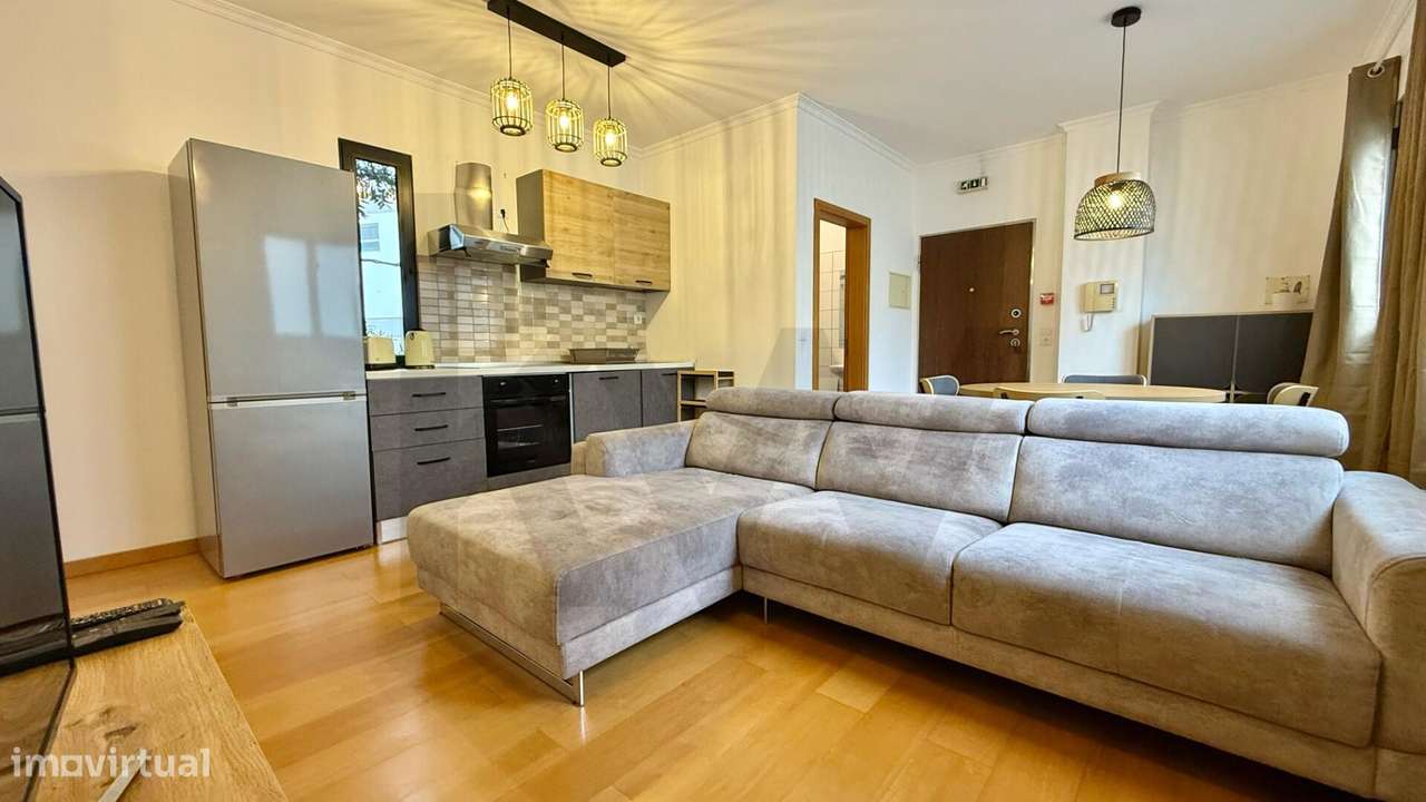 Escritório T2 à venda na Rua Mary Jane Wilson | Sé, Funchal - Grande imagem: 4/24