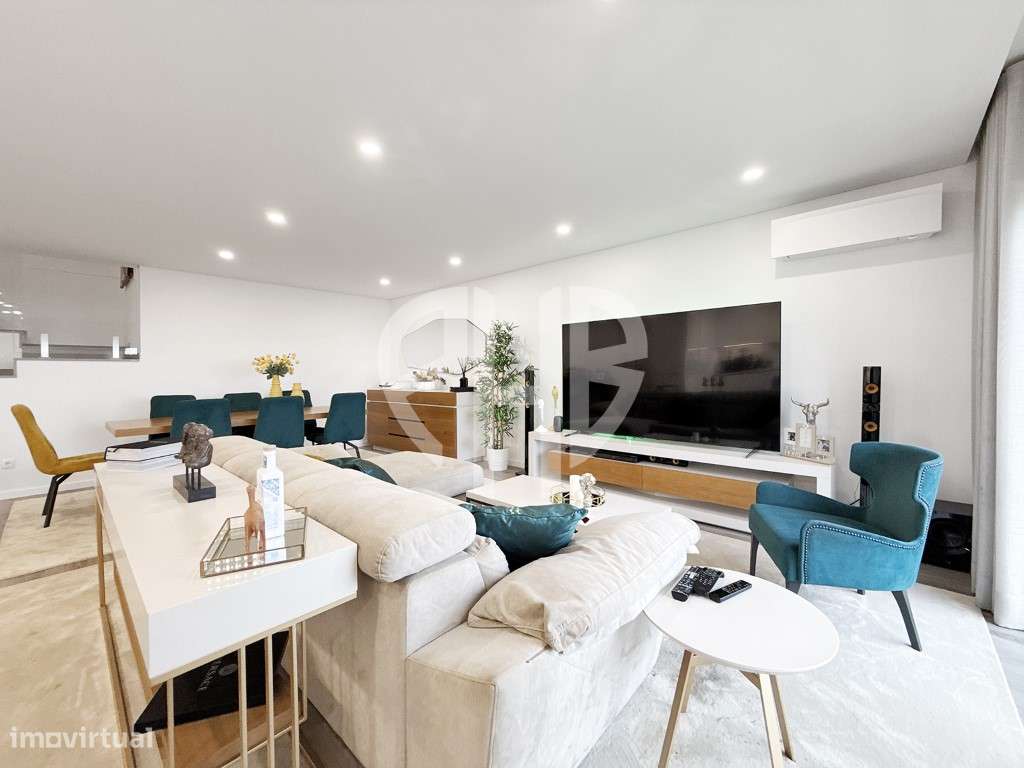 Apartamento T4 Duplex com Vista Panorâmica Única sobre o Rio Tejo - Grande imagem: 5/60