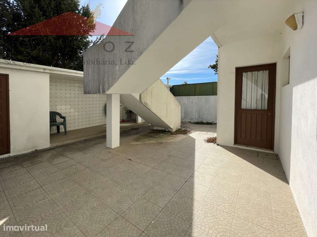 Venda Moradia T6 no Bairro dos Músicos-36
