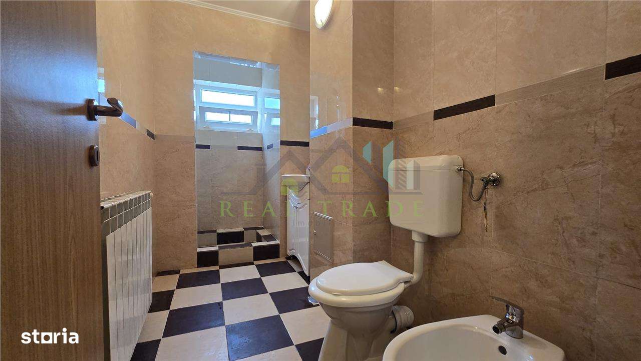 Apartament 2 camere decomandat etaj intermediar Racadau-7