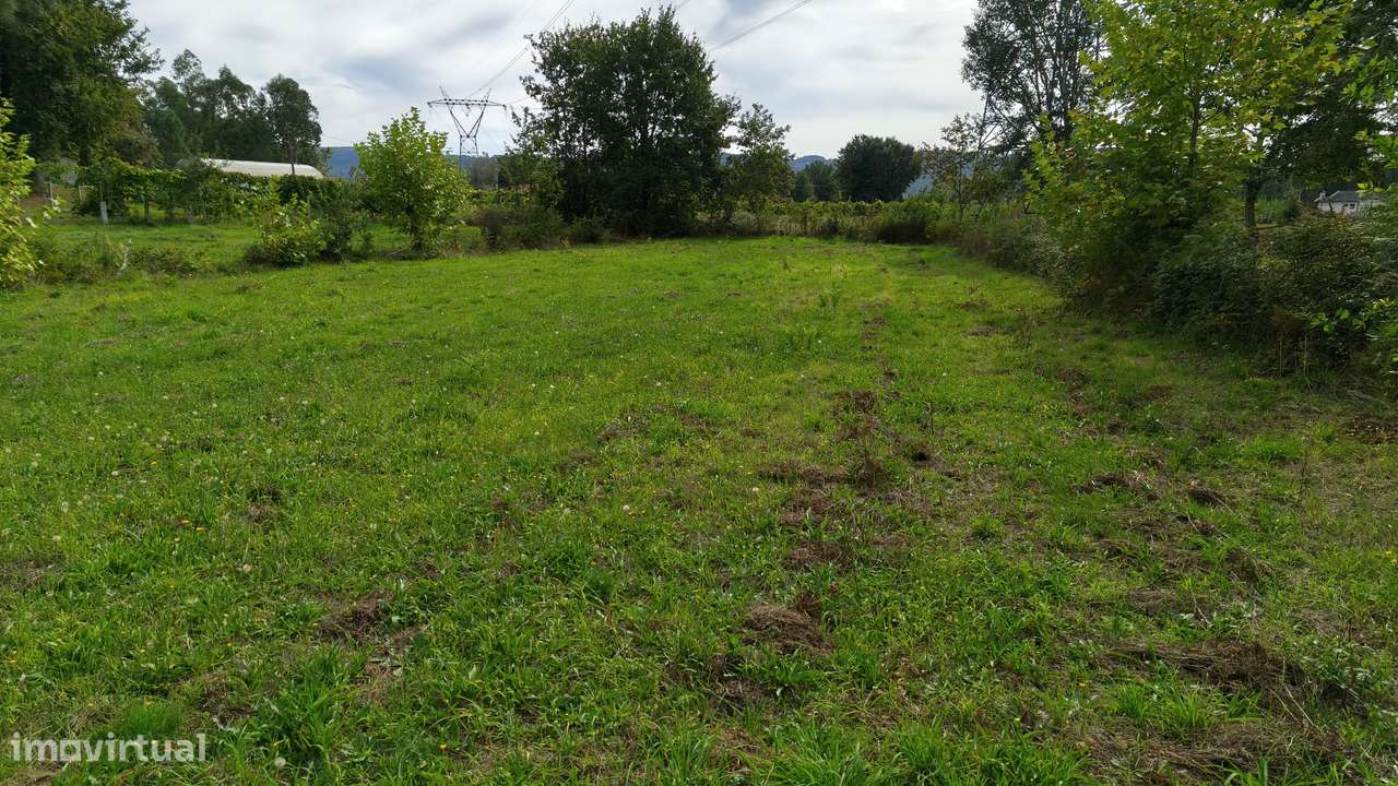 Terreno em Verim, Póvoa de Lanhoso-4