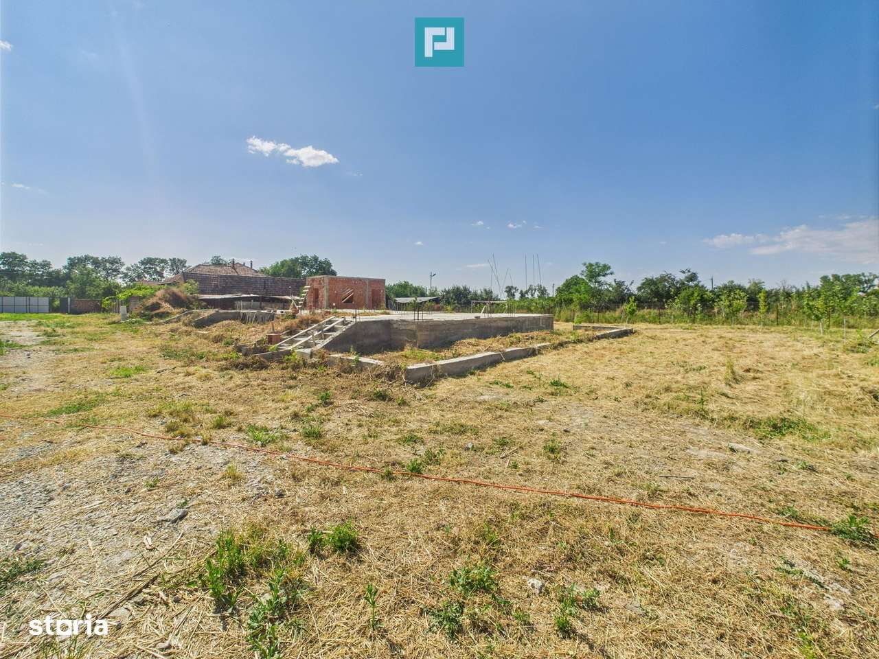 Teren 1000 mp Uliuc, cu fundație și proiect casă - Imagine principală: 4/7