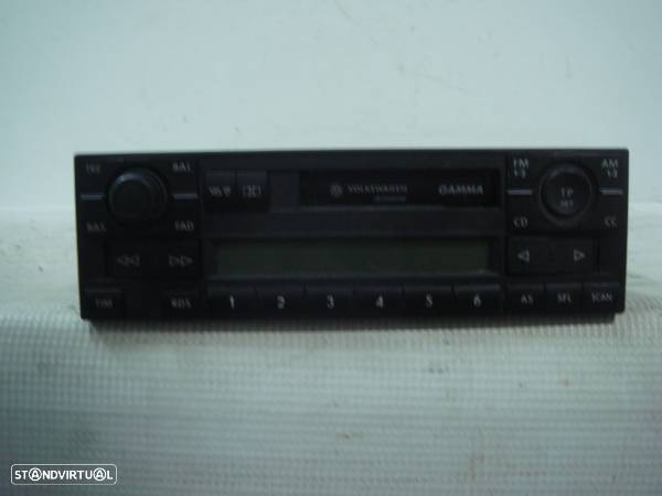 Auto-Radio Volkswagen Passat (3B3) - 1