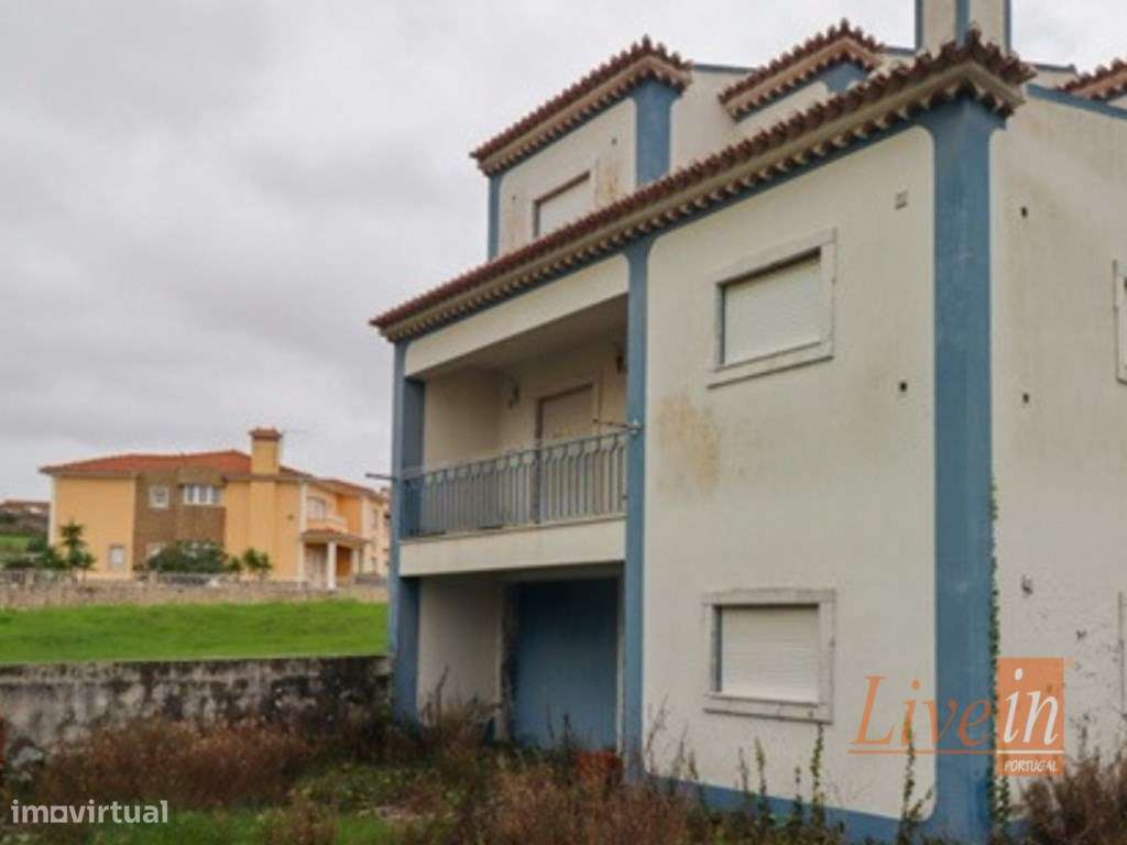 Moradia T4 na Silveira Próxima da Praia de Santa Cruz - Grande imagem: 2/6