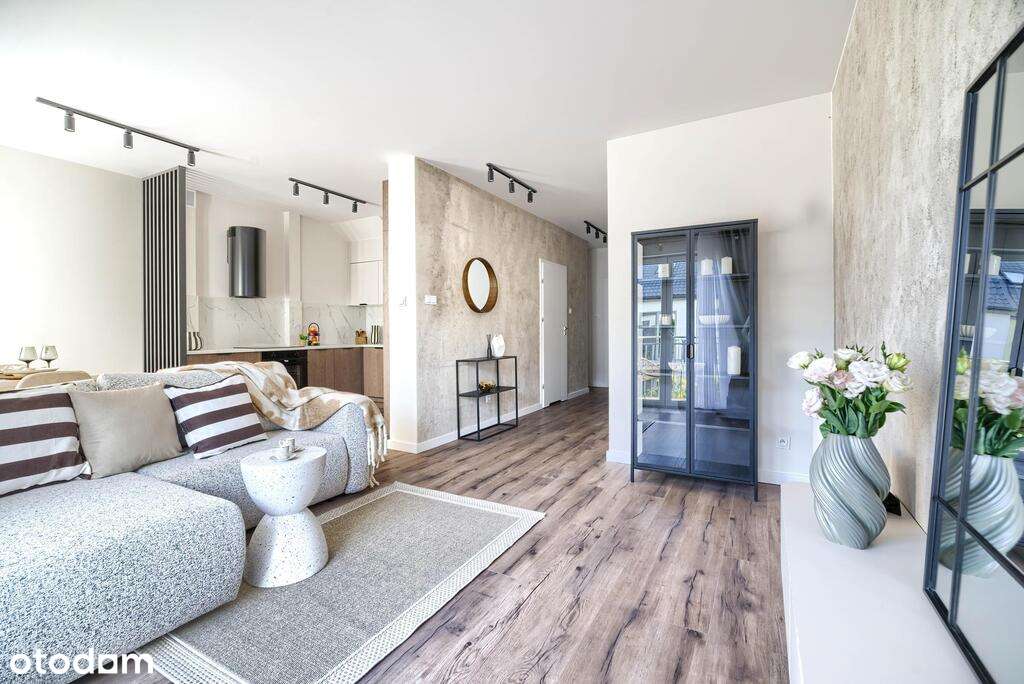 Dwupoziomowe, 4 pokoje 118m2 pod klucz!!-4