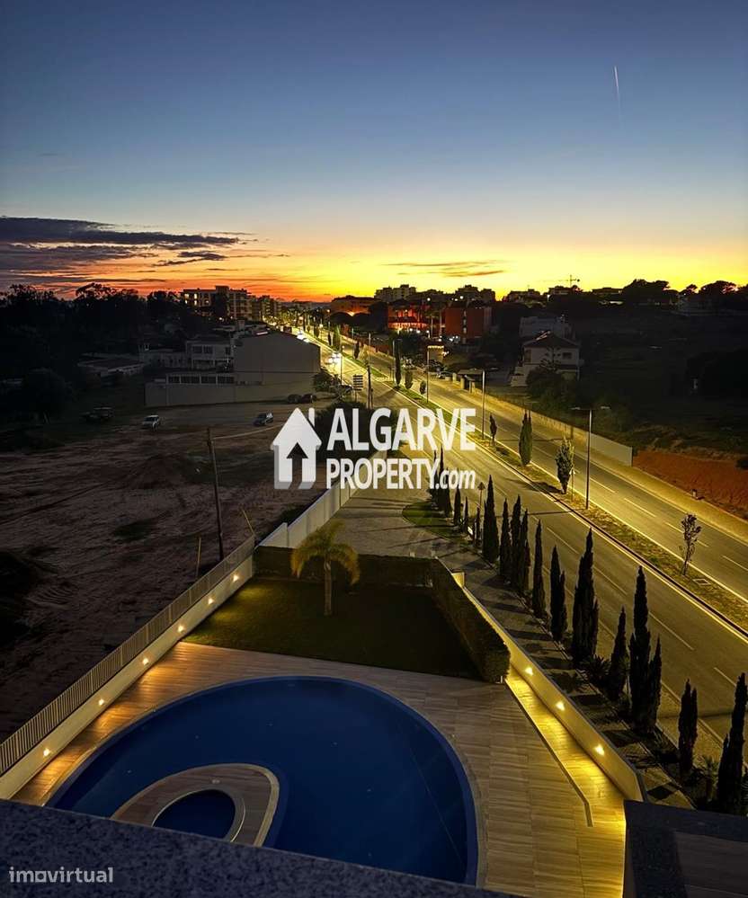Excelente T2 Moderno com amplo terraço perto da Praia — Quarteira, Alg-9