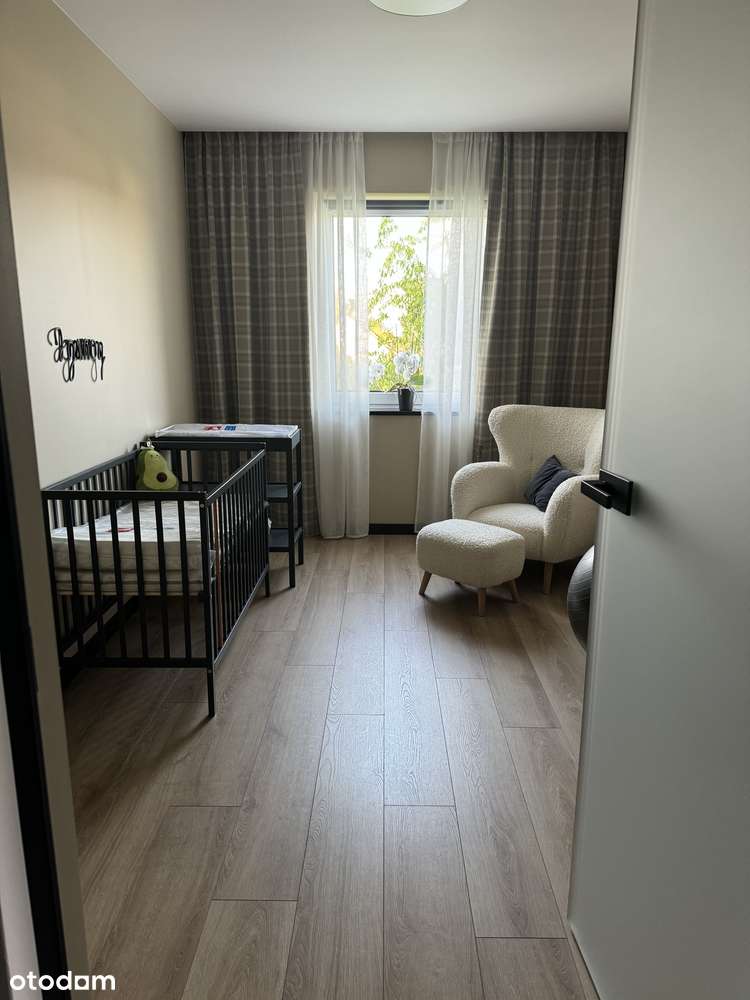 Osiedle Platanowe!!!!!. Mieszkanie z garażem i komórką-16