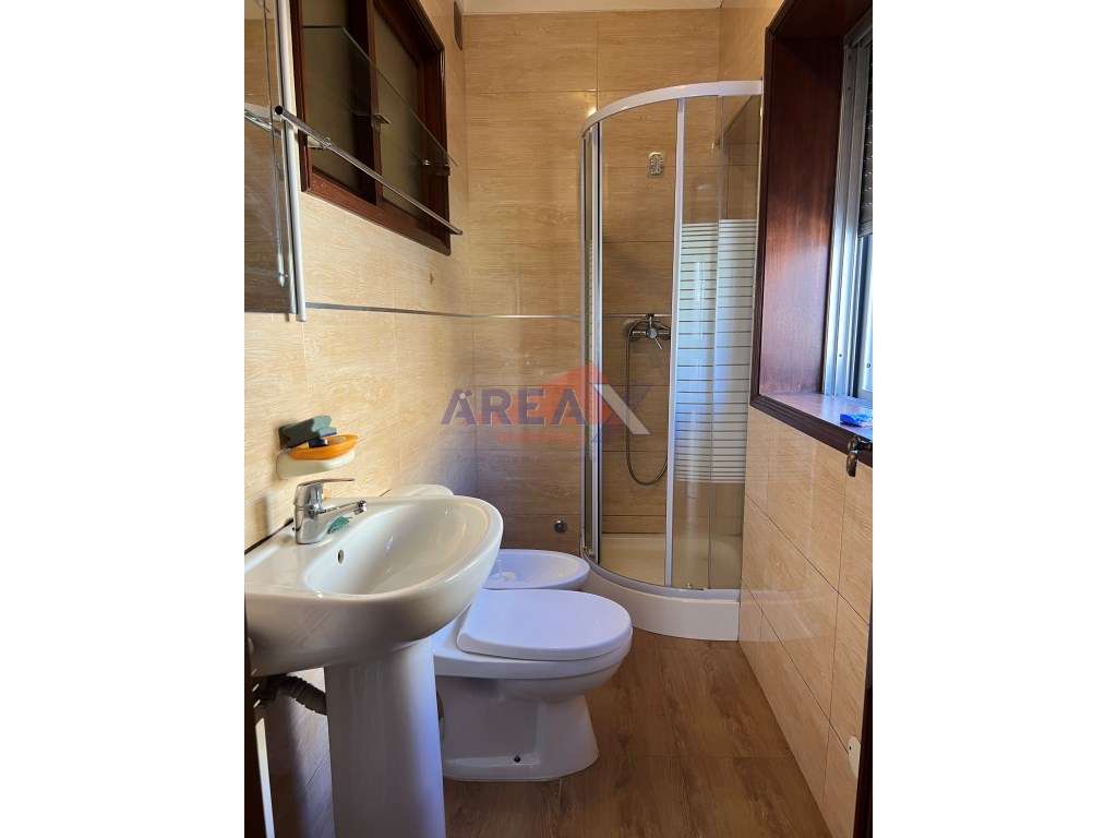 Moradia Individual com 1259 m² de Terreno Oliveira de Azeméis-19