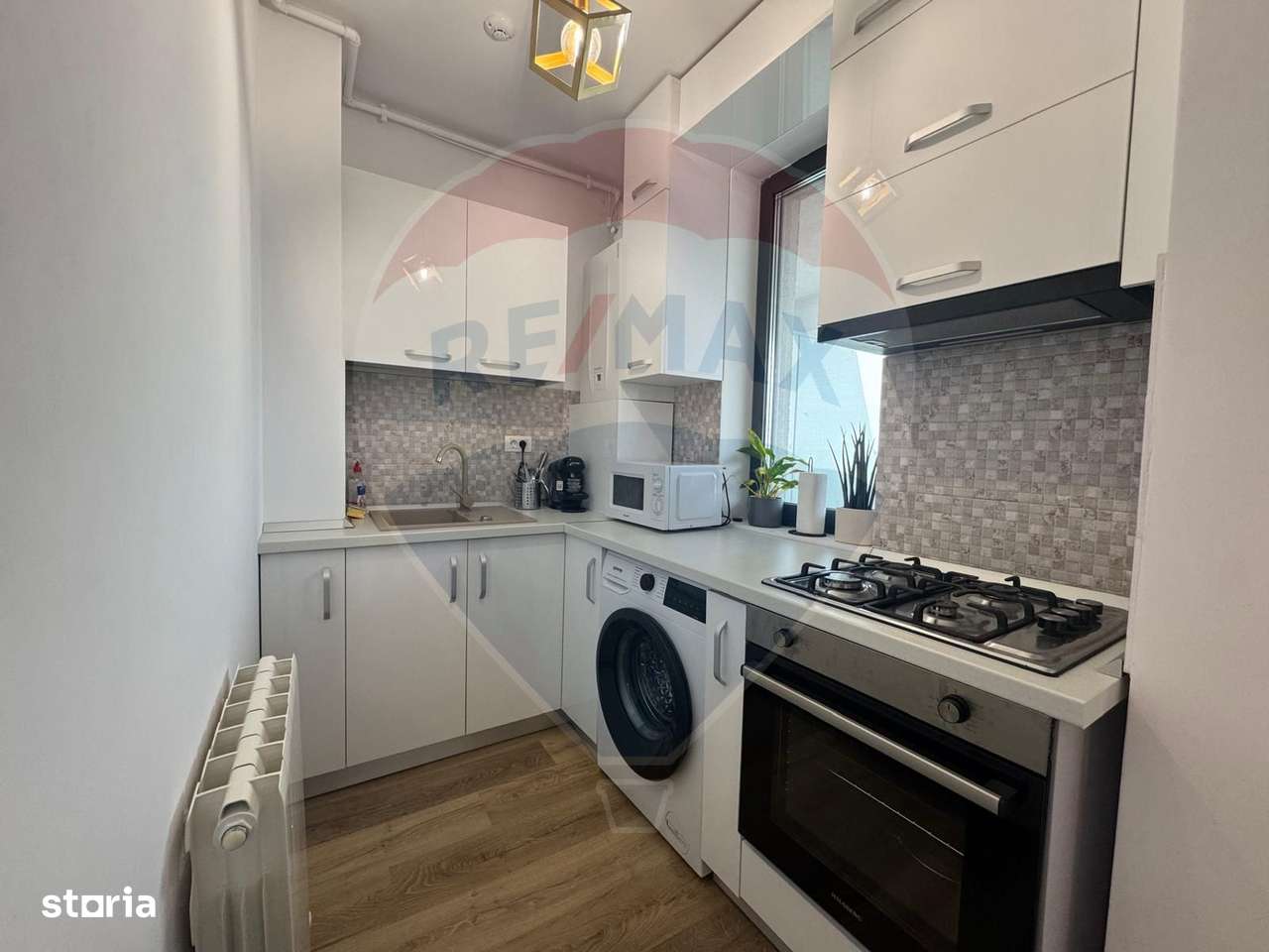 Apartament cu 2 camere de închiriat în Mamaia central Constanta - Imagine principală: 4/5