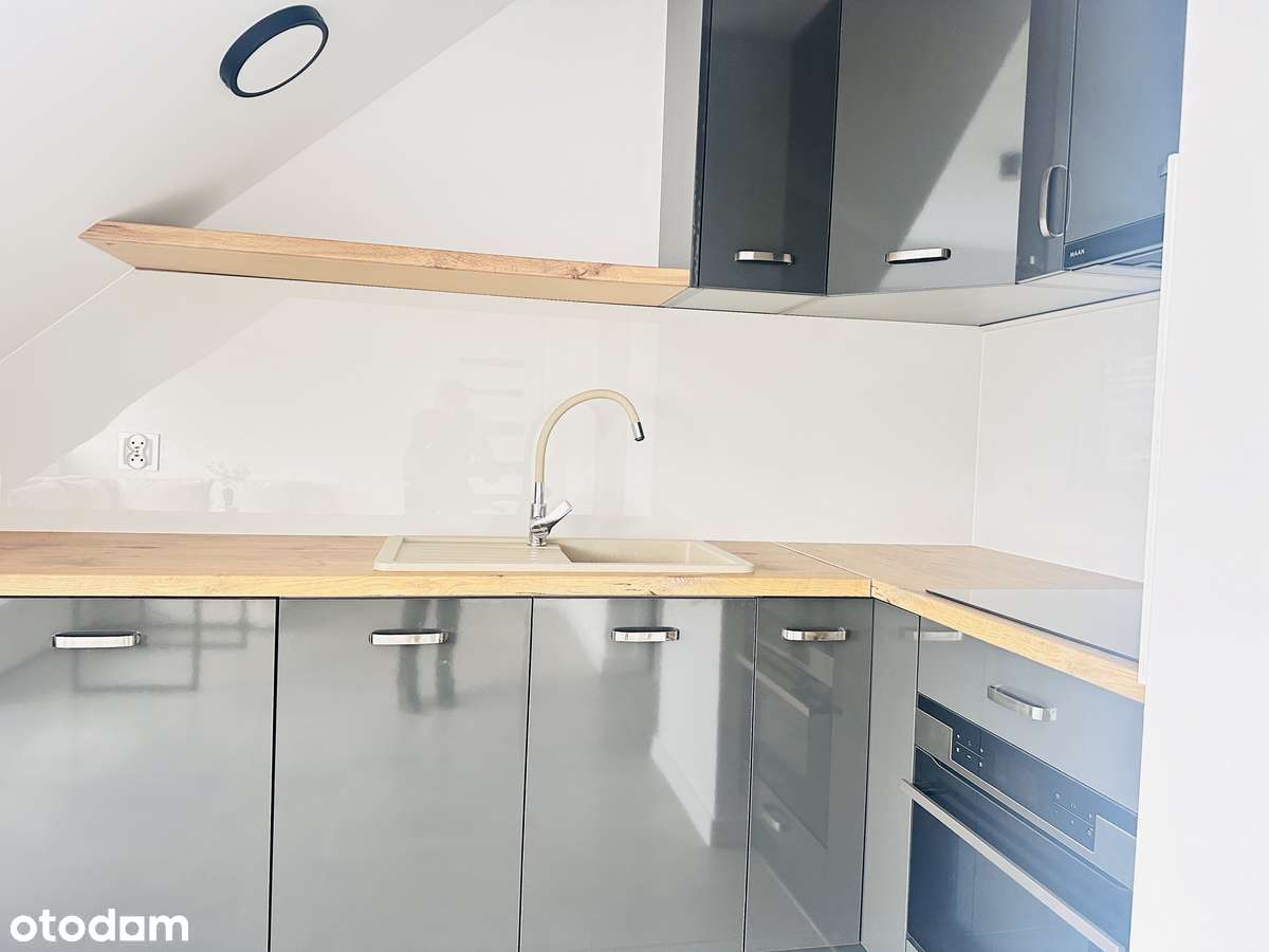 Ostatni Nowoczesny Apartament w Centrum z Panoramicznym Balkonem-13