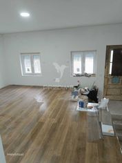 Moradia em Renovação em Ermesinde - Grande imagem: 2/26