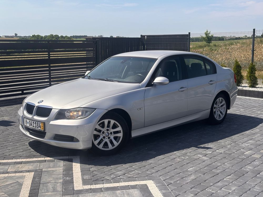 BMW 3 Series E90/E91/E92/E93 (2005-2012) 2006