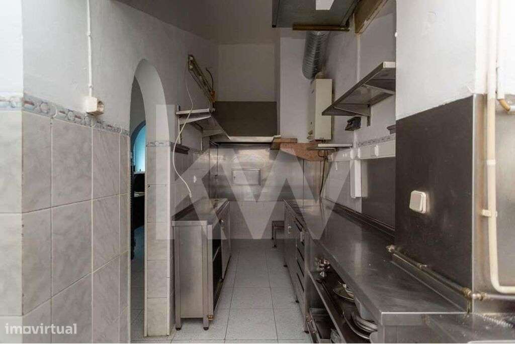 Loja para Comércio/Restaurante no Dafundo - Grande imagem: 4/12