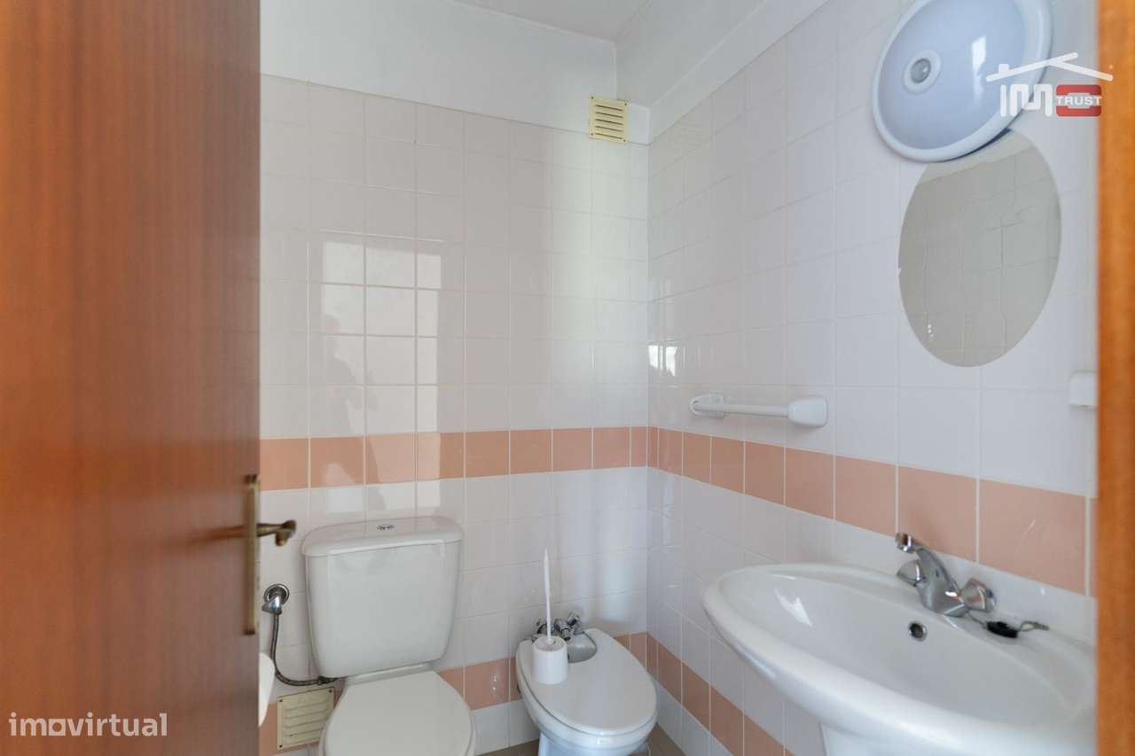 T3 Em Minde, Remodelado muito soalheiro e sossegad-14