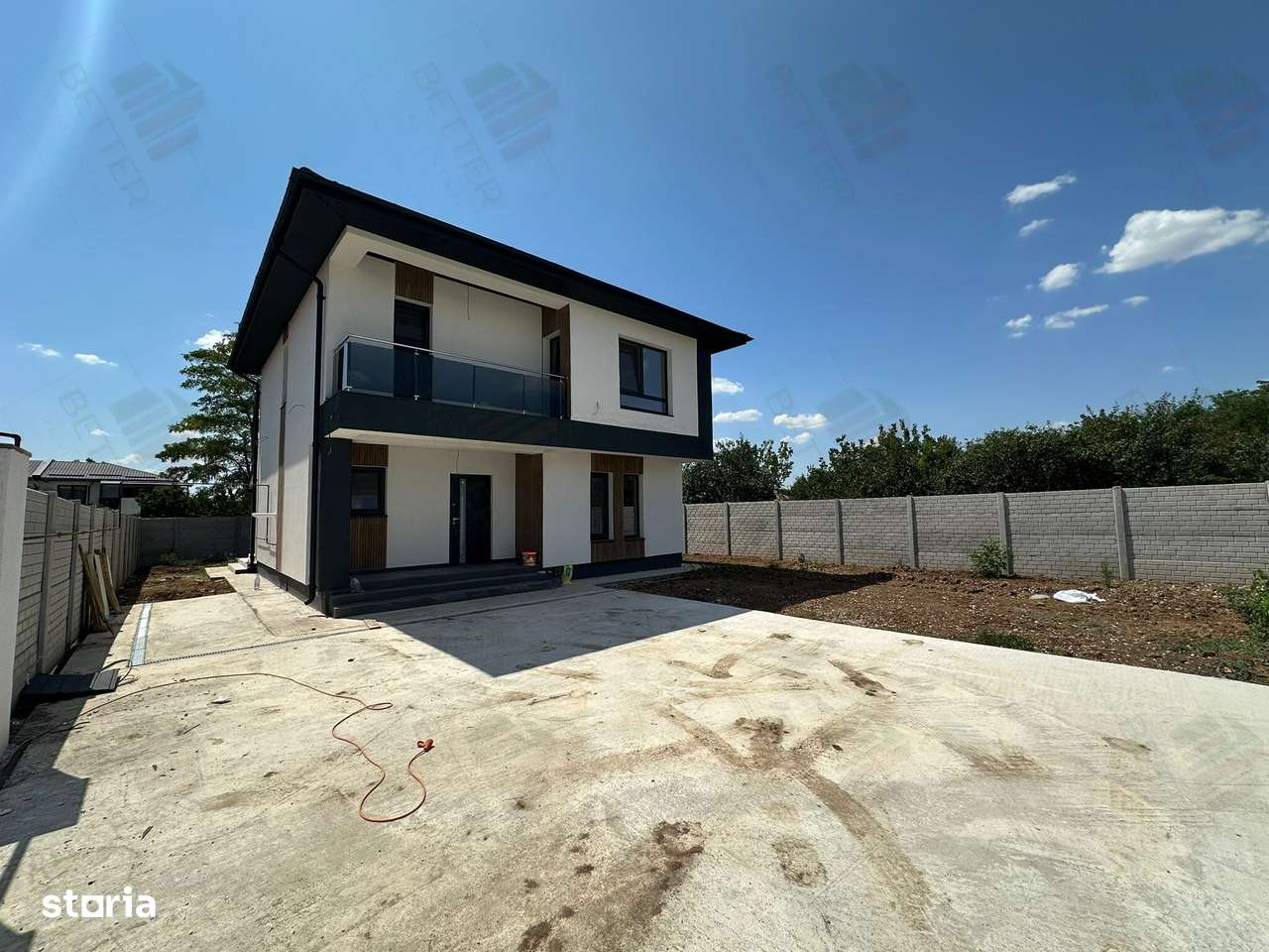 Vila Individuala - Com. Berceni - Pozitie excelenta - 5 Camere - 3 Bai - Imagine principală: 2/14