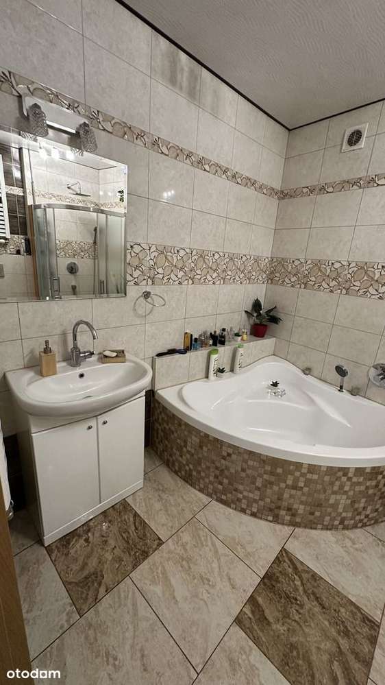 Stylowa Kamienica w Głogówku - Sprzedaż!-15