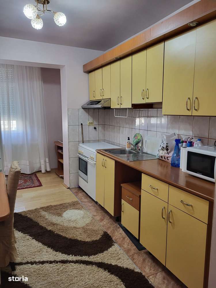 In Exculisvitate Apartament 3 camere , pret 83000euro neg-5