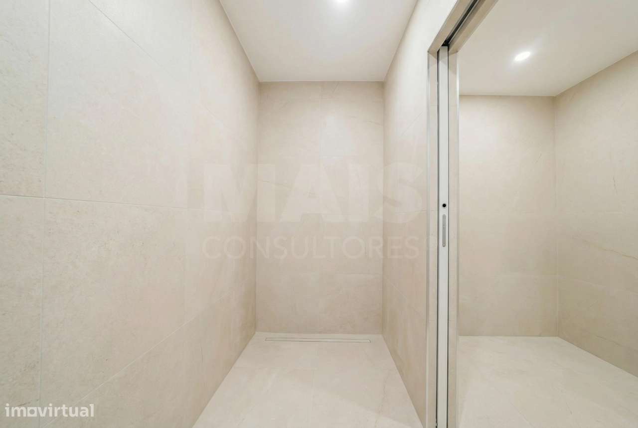 Apartamento T3 Remodelado - Centro de Caldas da Rainha - Com garagem - Grande imagem: 5/24