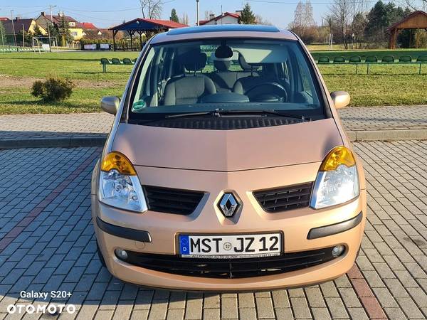 Renault Modus 1.6 16V Privilege - 11