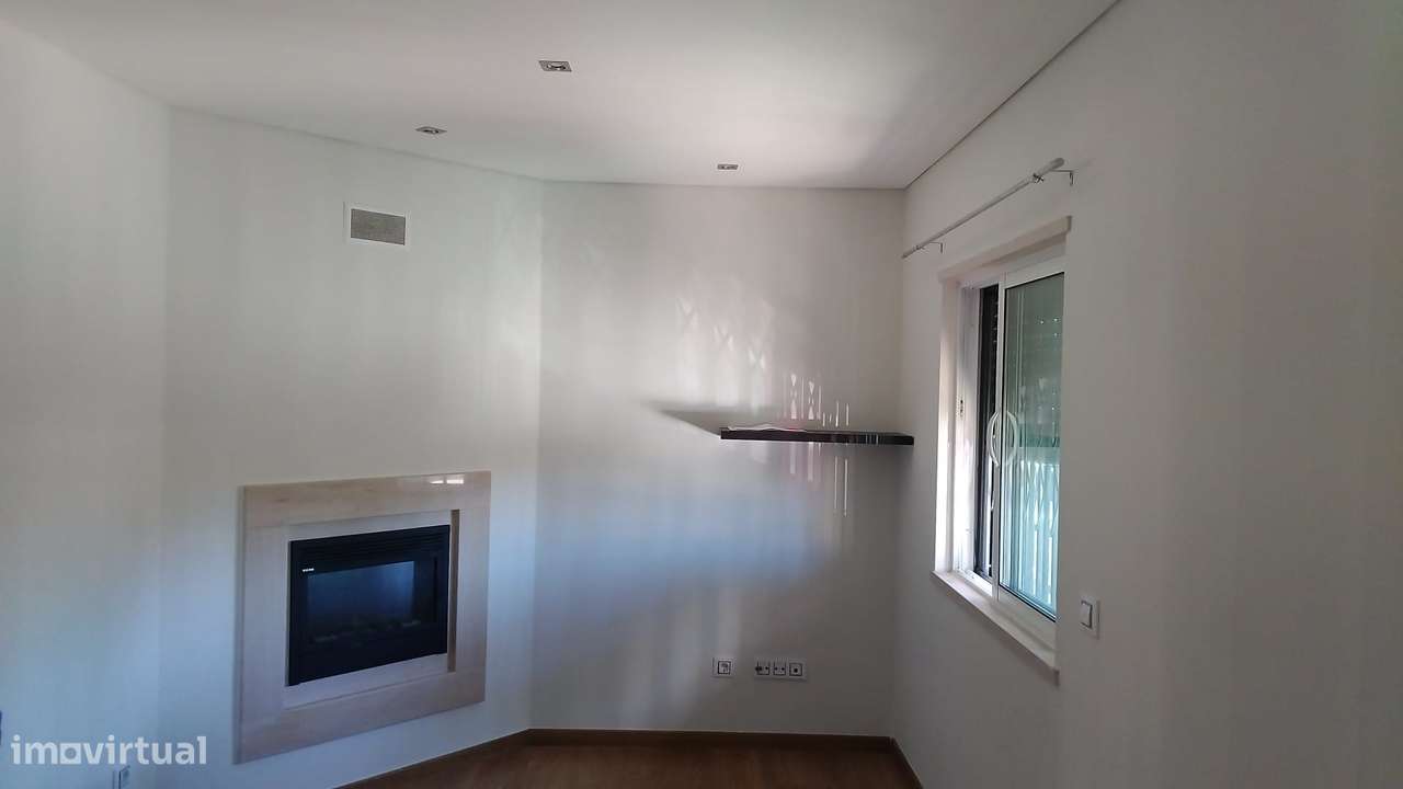T1 Remodelado Arrendamento Quinta do Conde