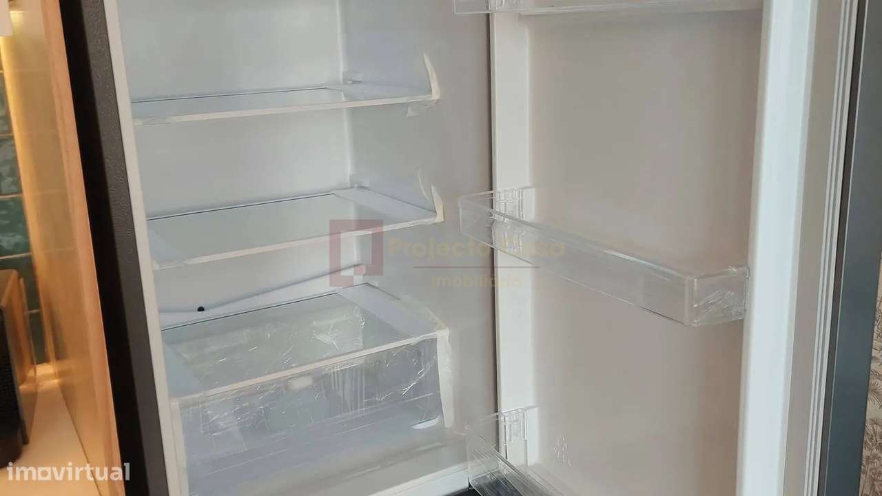 Apartamento T0+1 Mobilado Porto-20