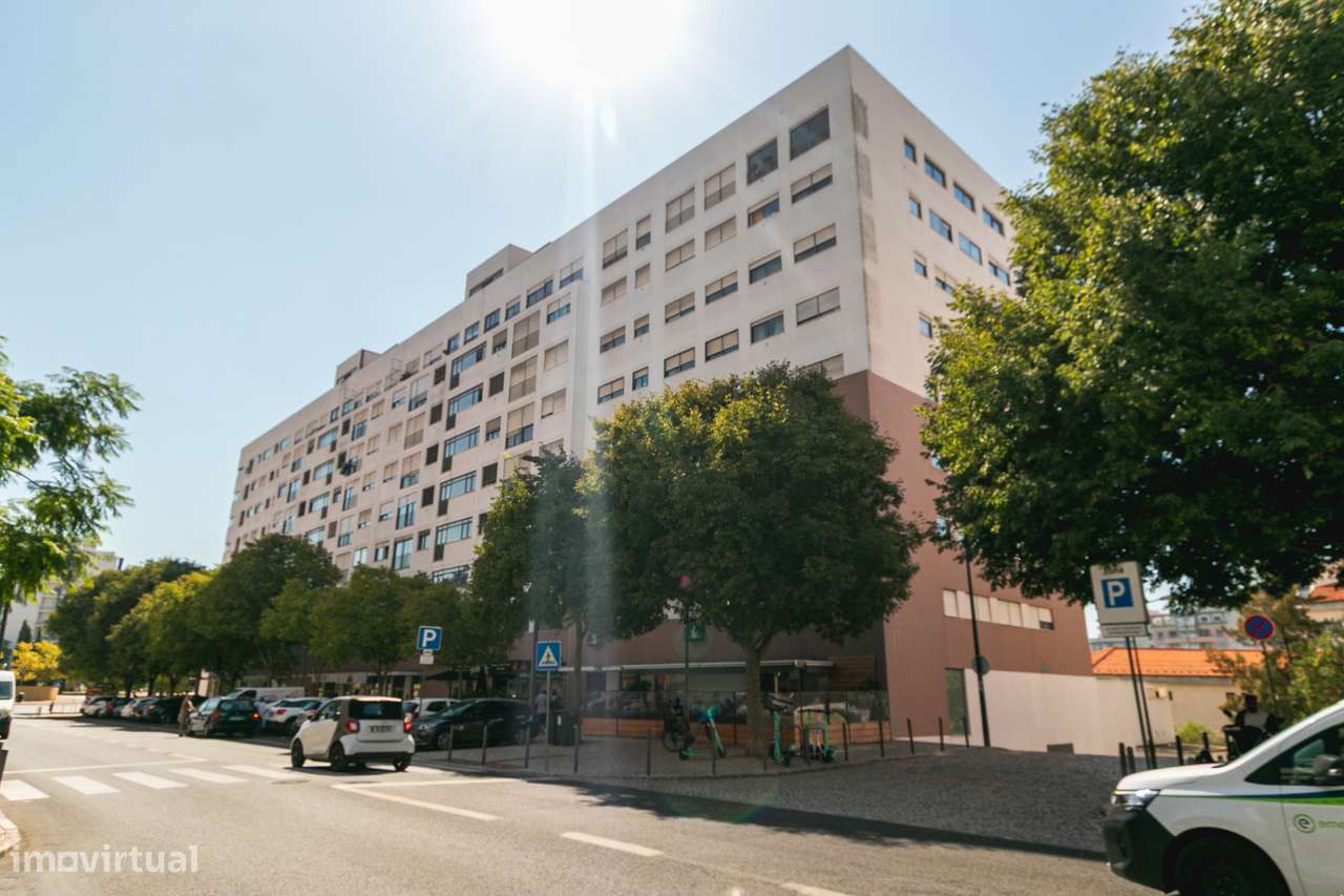 T3 nas Laranjeiras com Parqueamento e Arrecadação-27